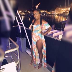 Meet your Posher, Brittney